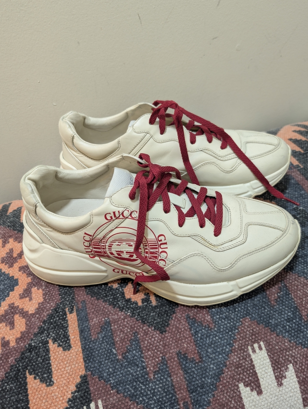 Gucci White Leather Sneakers with Red Logo and Laces Size US 9, Gucci 8
